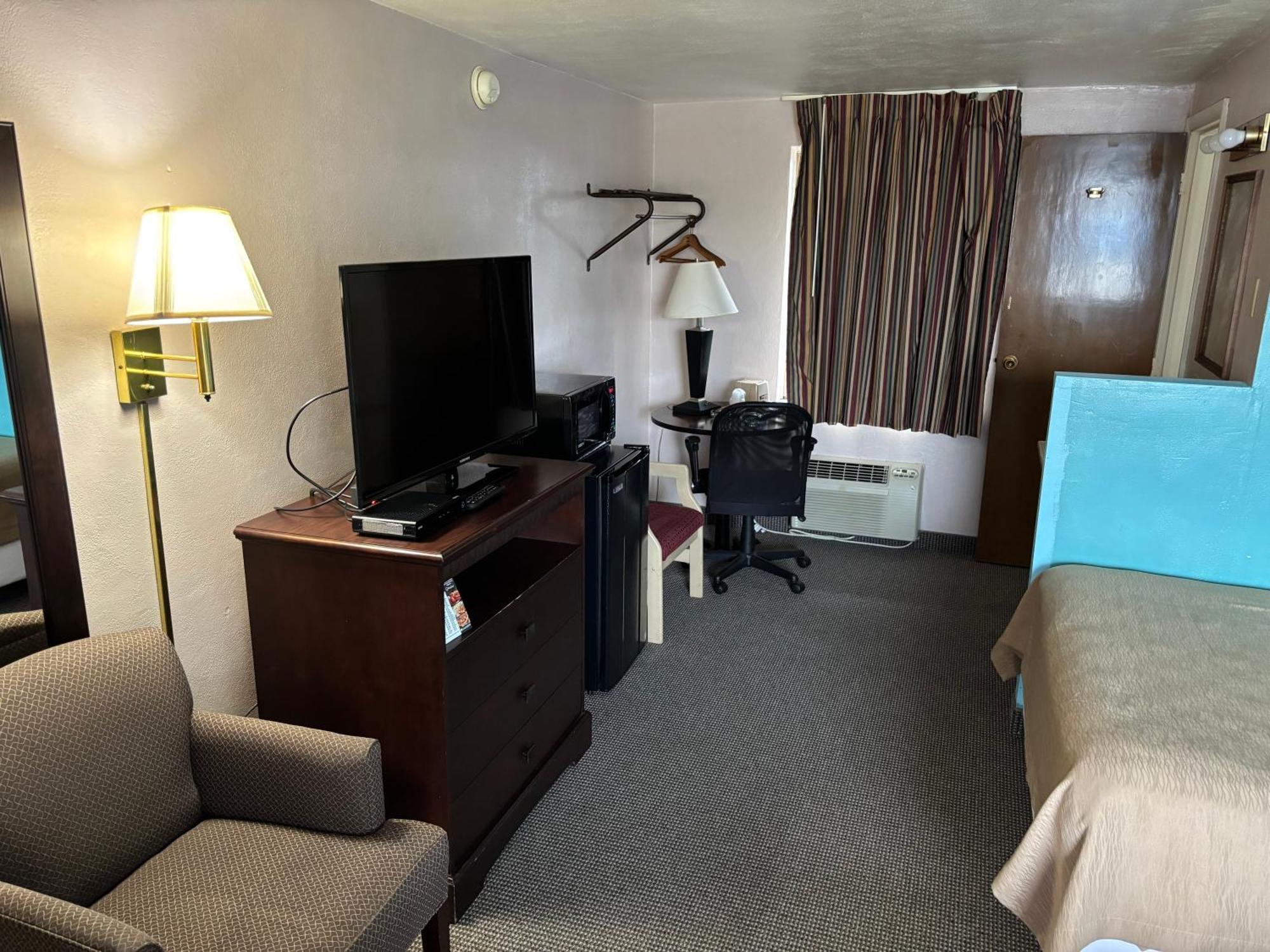 Budget Host Inn Somerset Bagian luar foto