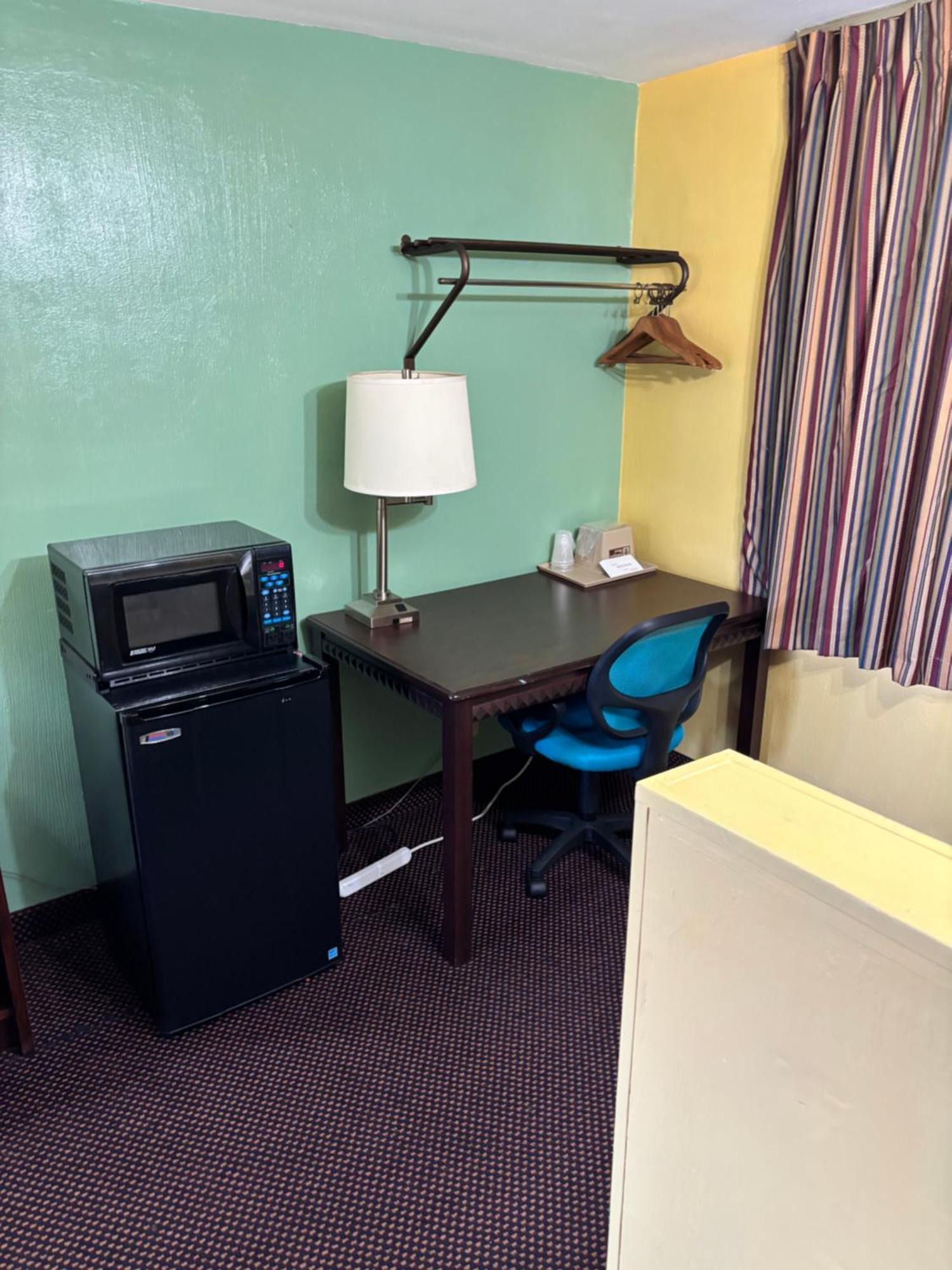 Budget Host Inn Somerset Bagian luar foto