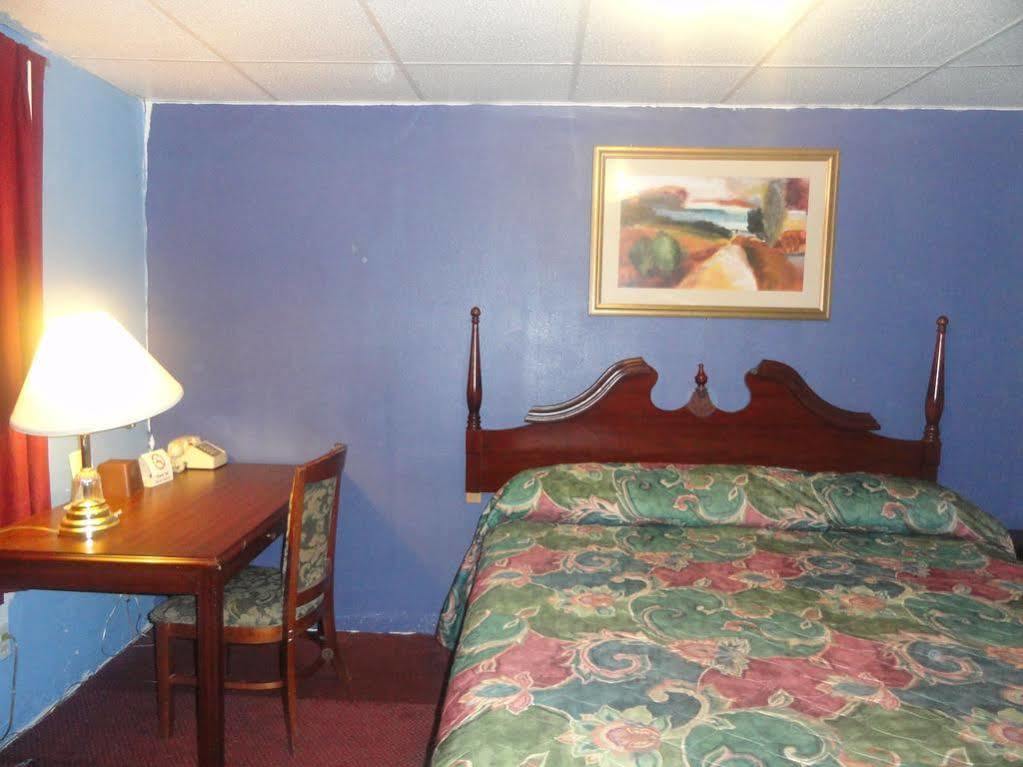 Budget Host Inn Somerset Bagian luar foto