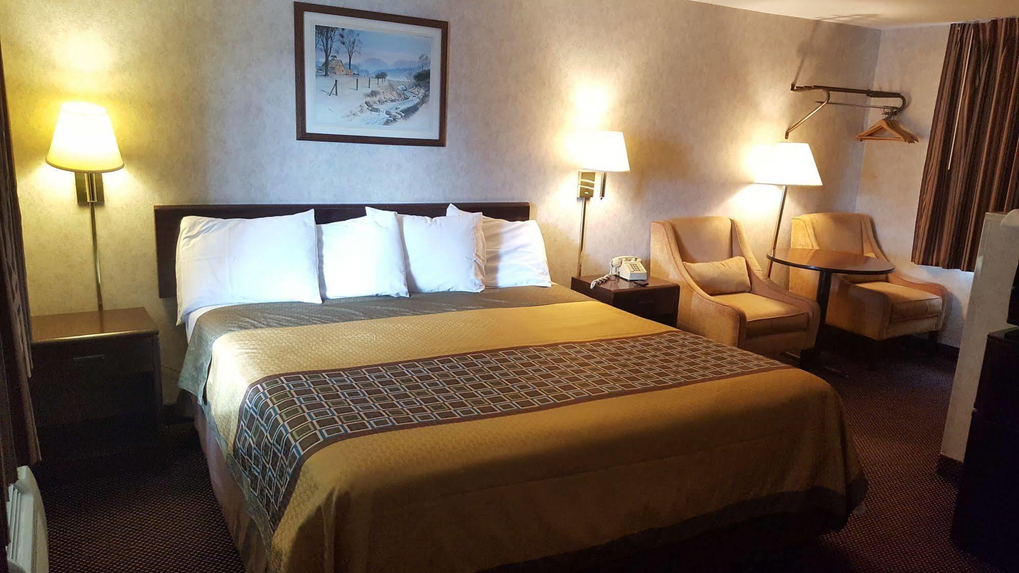 Budget Host Inn Somerset Bagian luar foto