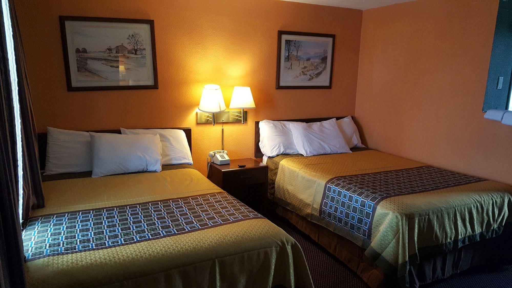Budget Host Inn Somerset Bagian luar foto