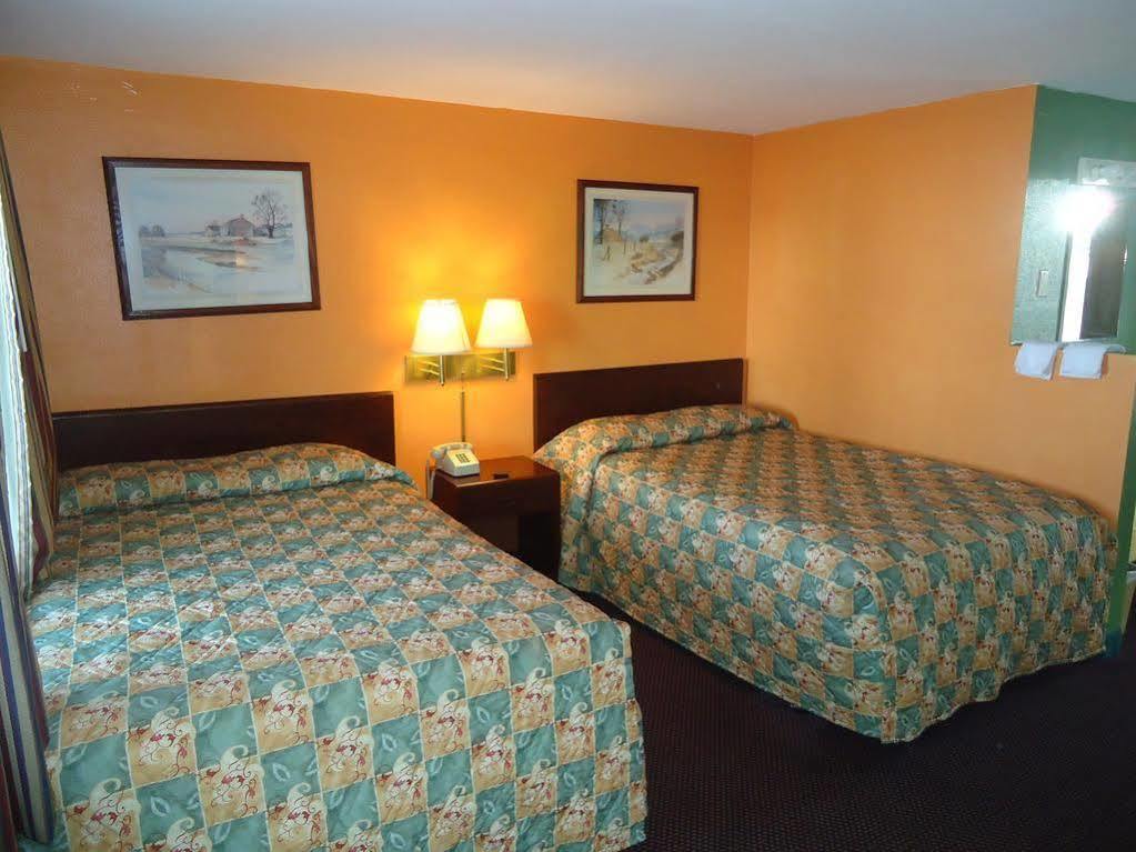 Budget Host Inn Somerset Bagian luar foto